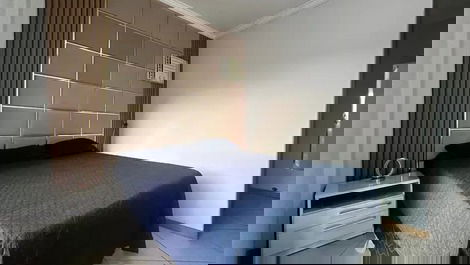 Apartamento com 3 dormitórios climatizados em Bombas para 8 pessoas