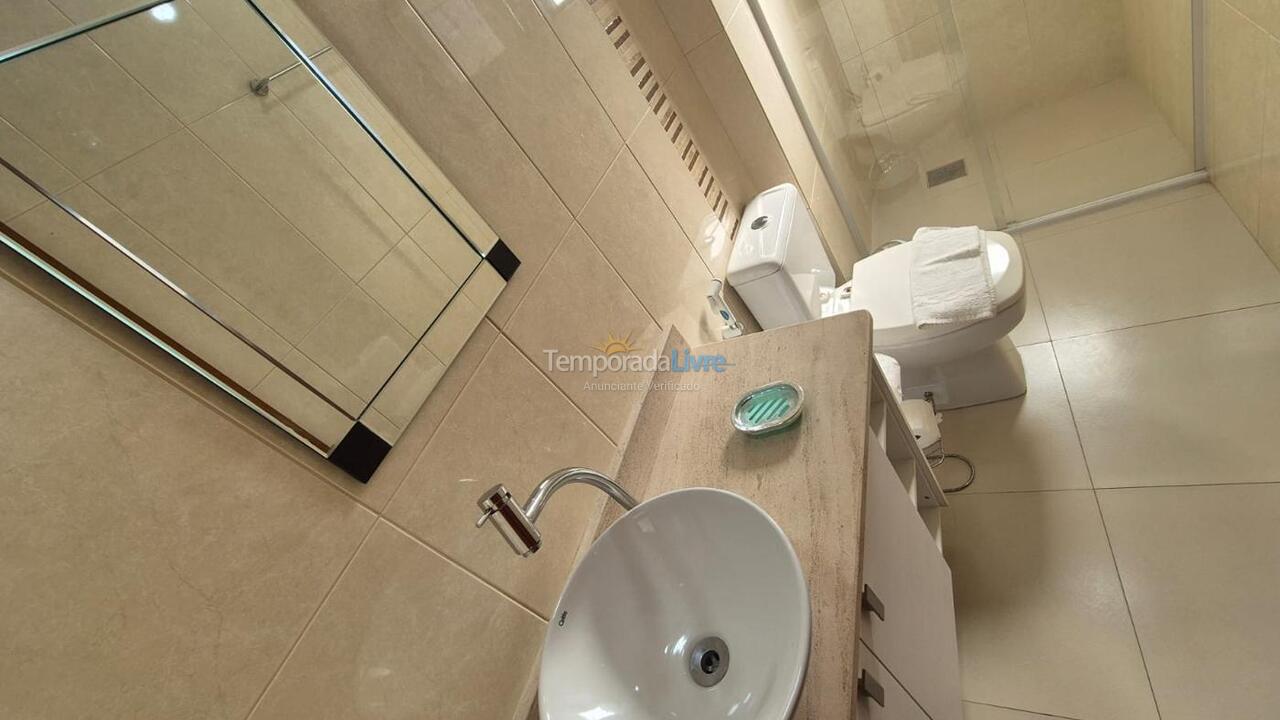 Apartamento para aluguel de temporada em Balneário Camboriú (Centro)