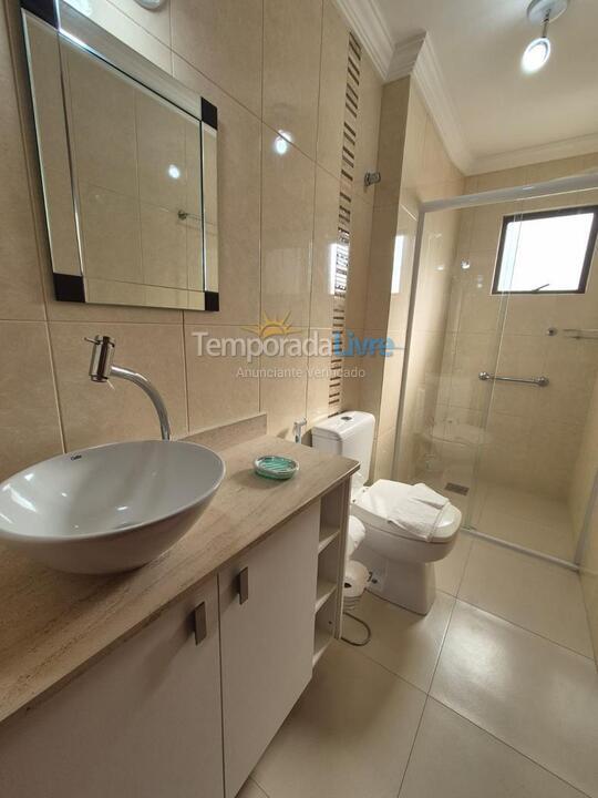 Apartamento para aluguel de temporada em Balneário Camboriú (Centro)