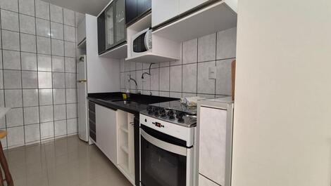 TEMPORADA- APARTAMENTO 2 DORMITORIOS NO CENTRO DE BALNEARIO CAMBORIU