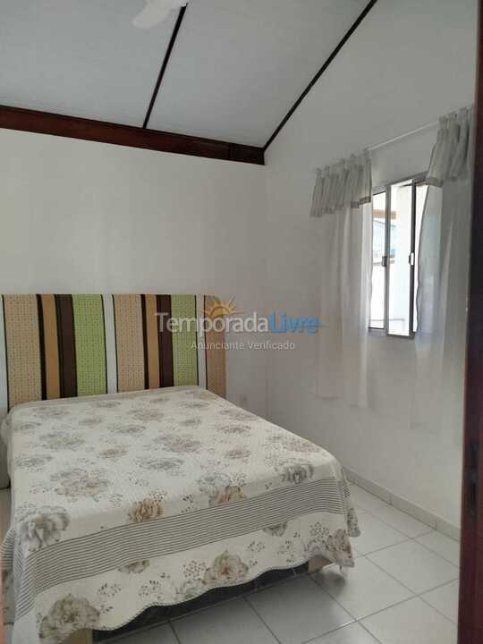 Quarto Casa para aluguel de temporada em Ubatuba (Estufa 2)