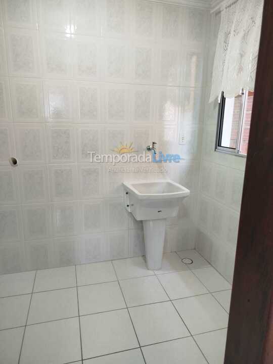 Lavanderia Casa para aluguel de temporada em Ubatuba (Estufa 2)