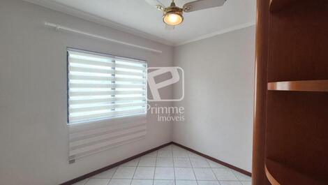 TEMPORADA - APARTAMENTO DE 2 HABITACIONES EN EL CENTRO DE BALNEARIO CAMBORIU