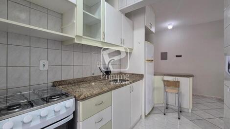 TEMPORADA - APARTAMENTO DE 2 HABITACIONES EN EL CENTRO DE BALNEARIO CAMBORIU
