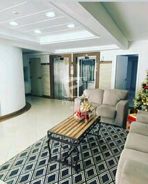 TEMPORADA- APARTAMENTO 2 DORMITORIOS NO CENTRO EM BALNEARIO CAMBORIU