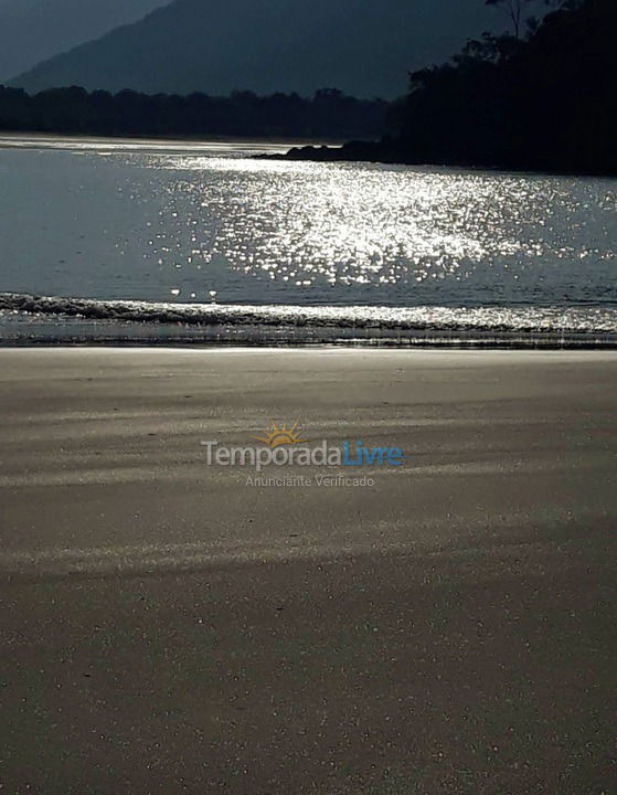 Final de tarde🧘♀️ Casa para aluguel de temporada em Palhoça (Guarda do Embaú)