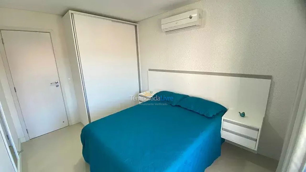 Apartamento para aluguel de temporada em Bombinhas (Praia de Bombas)