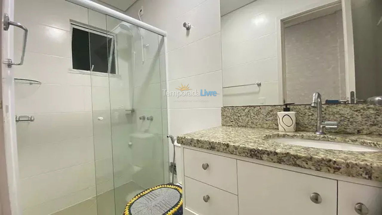 Apartamento para aluguel de temporada em Bombinhas (Praia de Bombas)