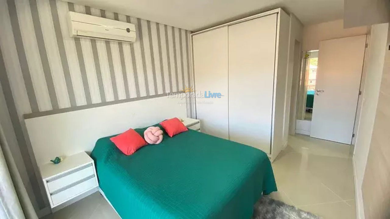 Apartamento para aluguel de temporada em Bombinhas (Praia de Bombas)