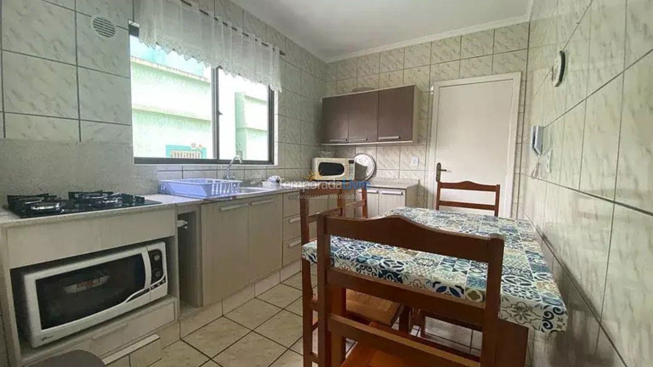 Apartment for vacation rental in Bombinhas (Praia de Bombas)