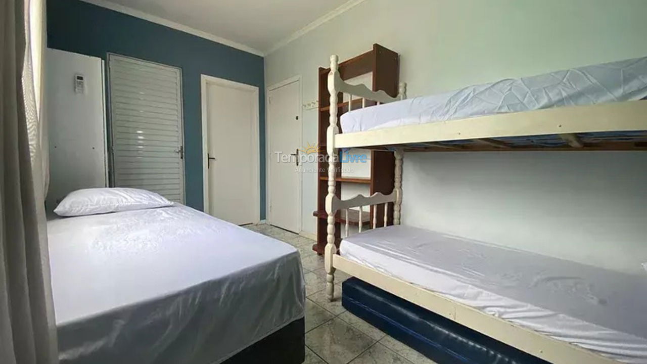 Apartment for vacation rental in Bombinhas (Praia de Bombas)