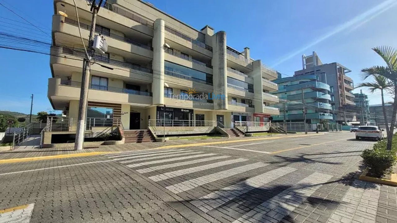 Apartment for vacation rental in Bombinhas (Praia de Bombas)