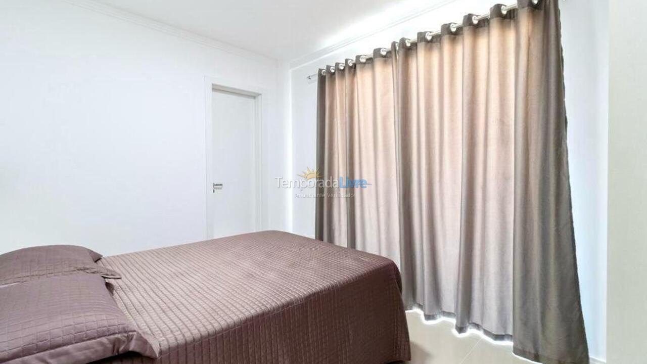 Apartamento para alquiler de vacaciones em Bombinhas (Praia de Bombas)