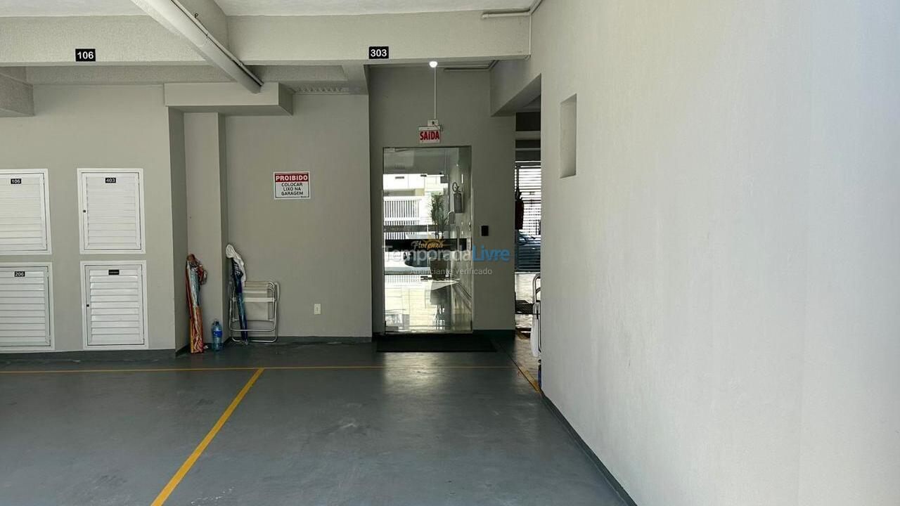 Apartamento para alquiler de vacaciones em Bombinhas (Praia de Bombas)