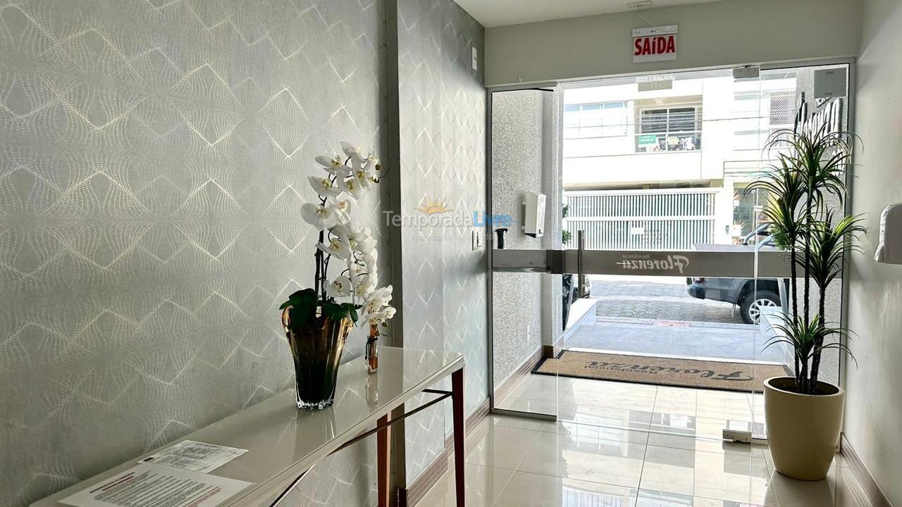 Apartamento para alquiler de vacaciones em Bombinhas (Praia de Bombas)