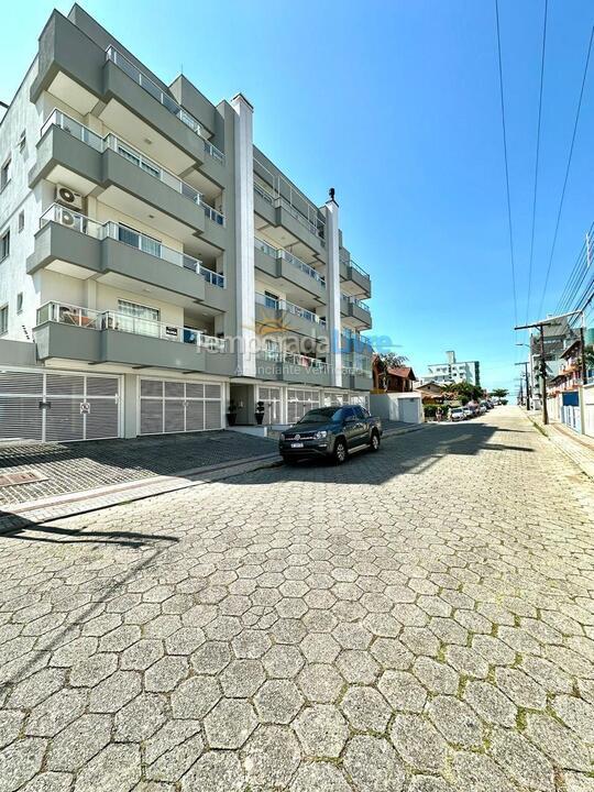 Apartamento para alquiler de vacaciones em Bombinhas (Praia de Bombas)