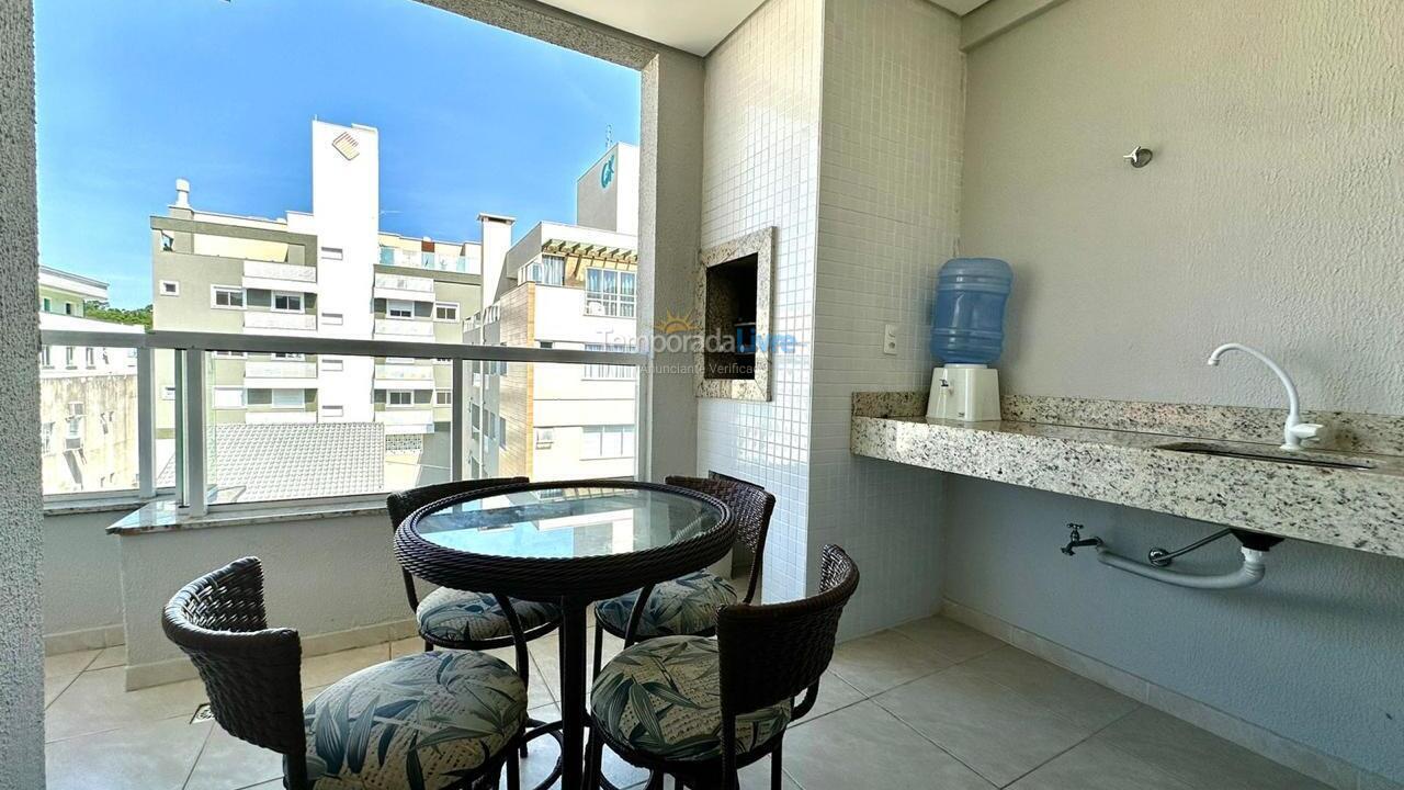 Apartamento para alquiler de vacaciones em Bombinhas (Praia de Bombas)