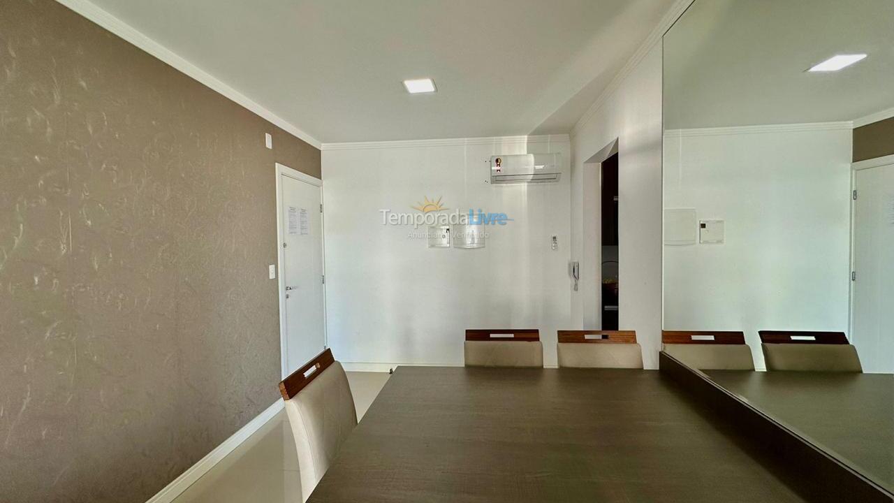 Apartamento para alquiler de vacaciones em Bombinhas (Praia de Bombas)