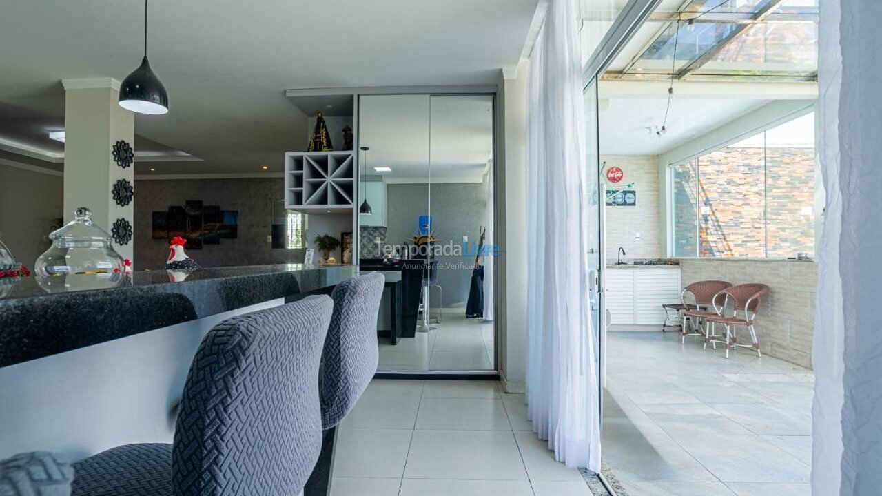 Casa para aluguel de temporada em Navegantes (Meia Praia)