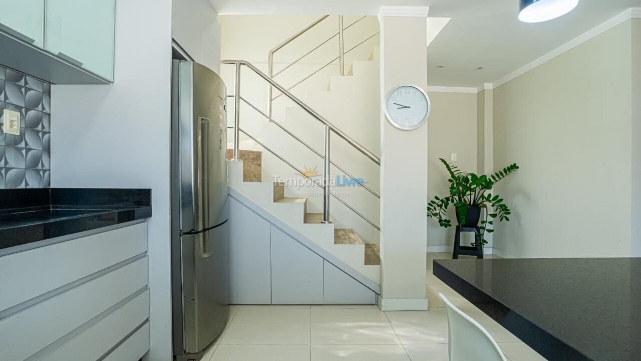 Casa para aluguel de temporada em Navegantes (Meia Praia)