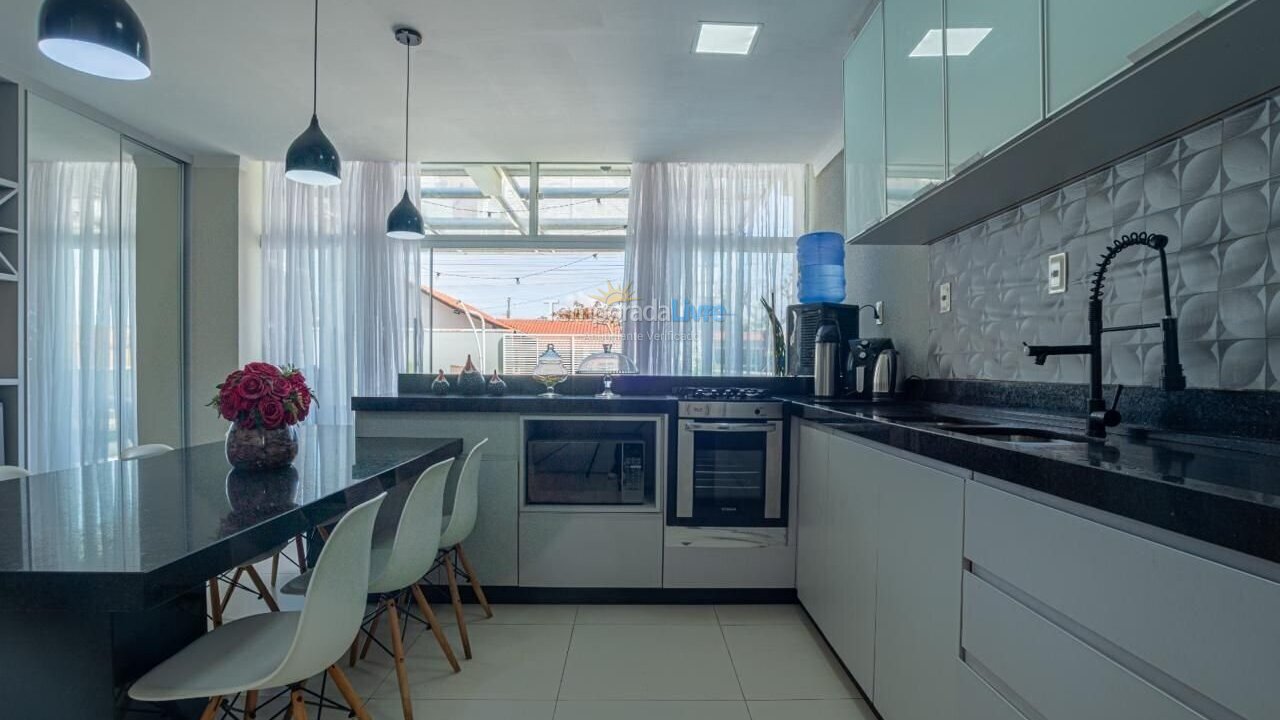 Casa para aluguel de temporada em Navegantes (Meia Praia)