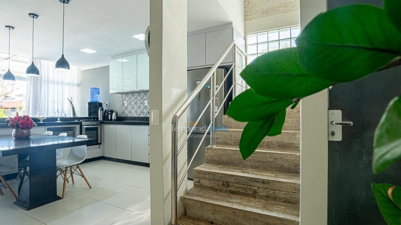 Casa para aluguel de temporada em Navegantes (Meia Praia)