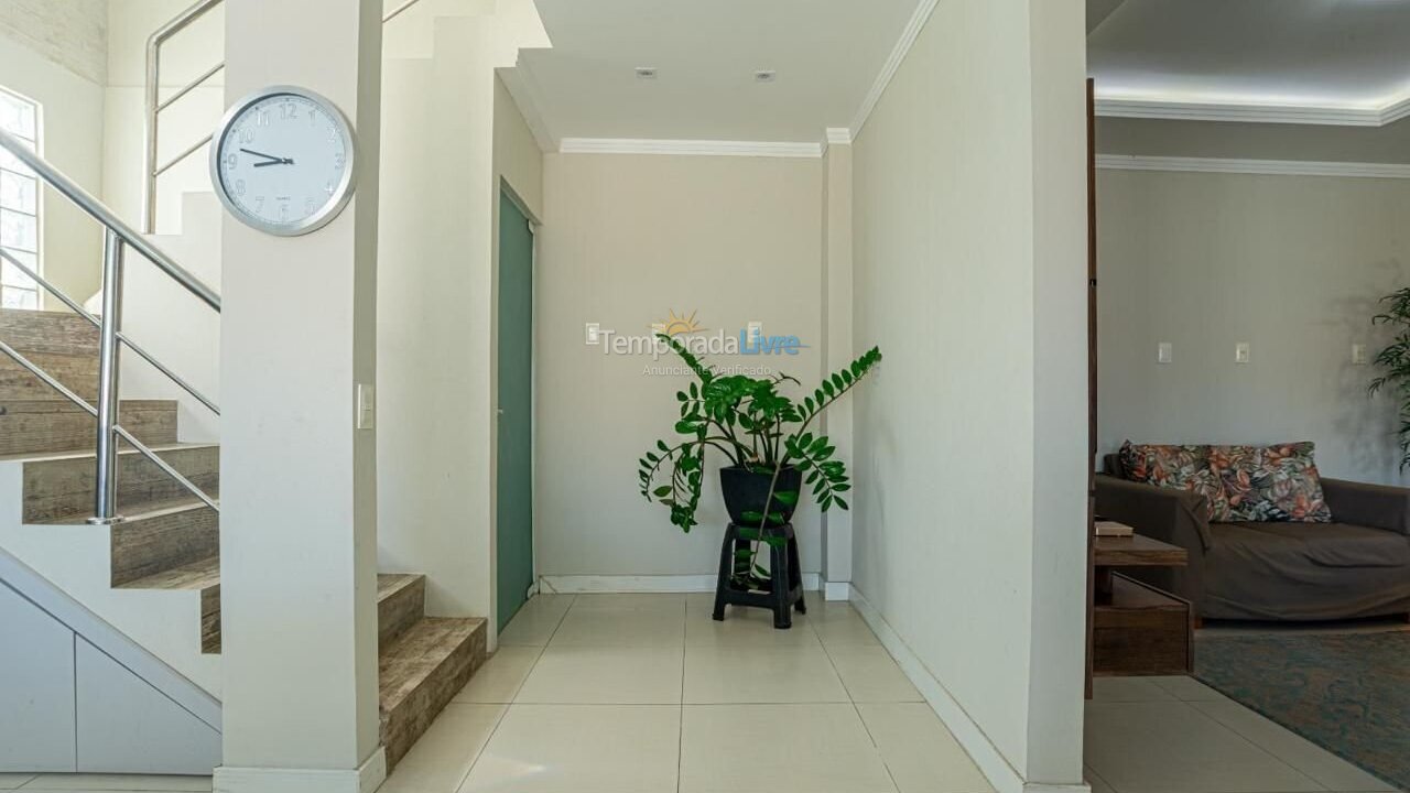 Casa para aluguel de temporada em Navegantes (Meia Praia)