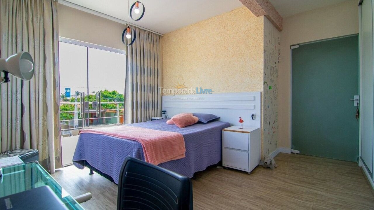 Casa para aluguel de temporada em Navegantes (Meia Praia)