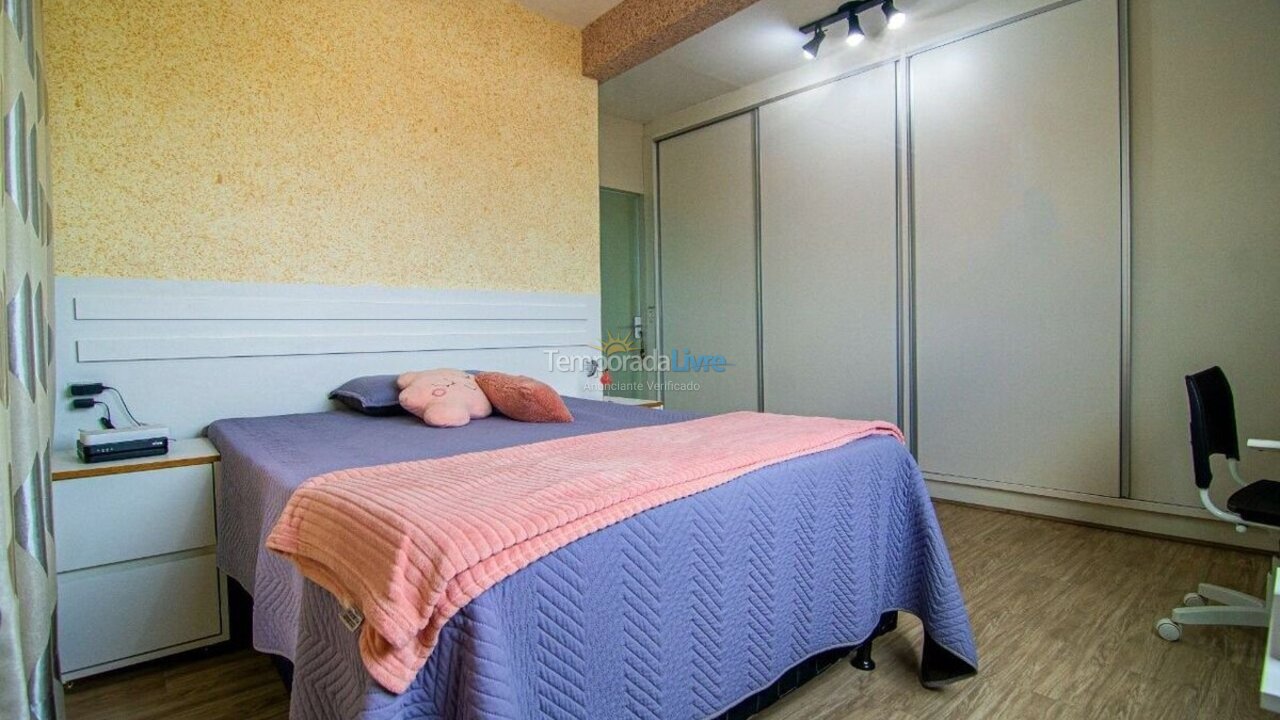 Casa para aluguel de temporada em Navegantes (Meia Praia)