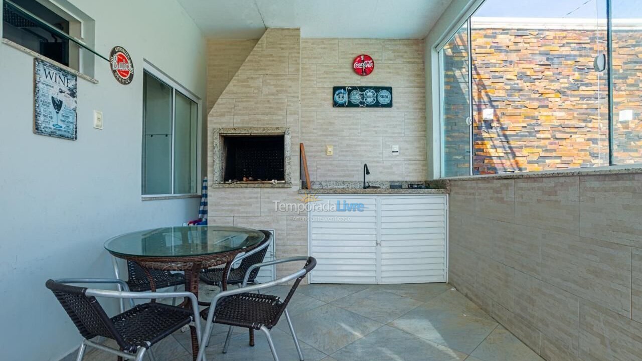 Casa para aluguel de temporada em Navegantes (Meia Praia)