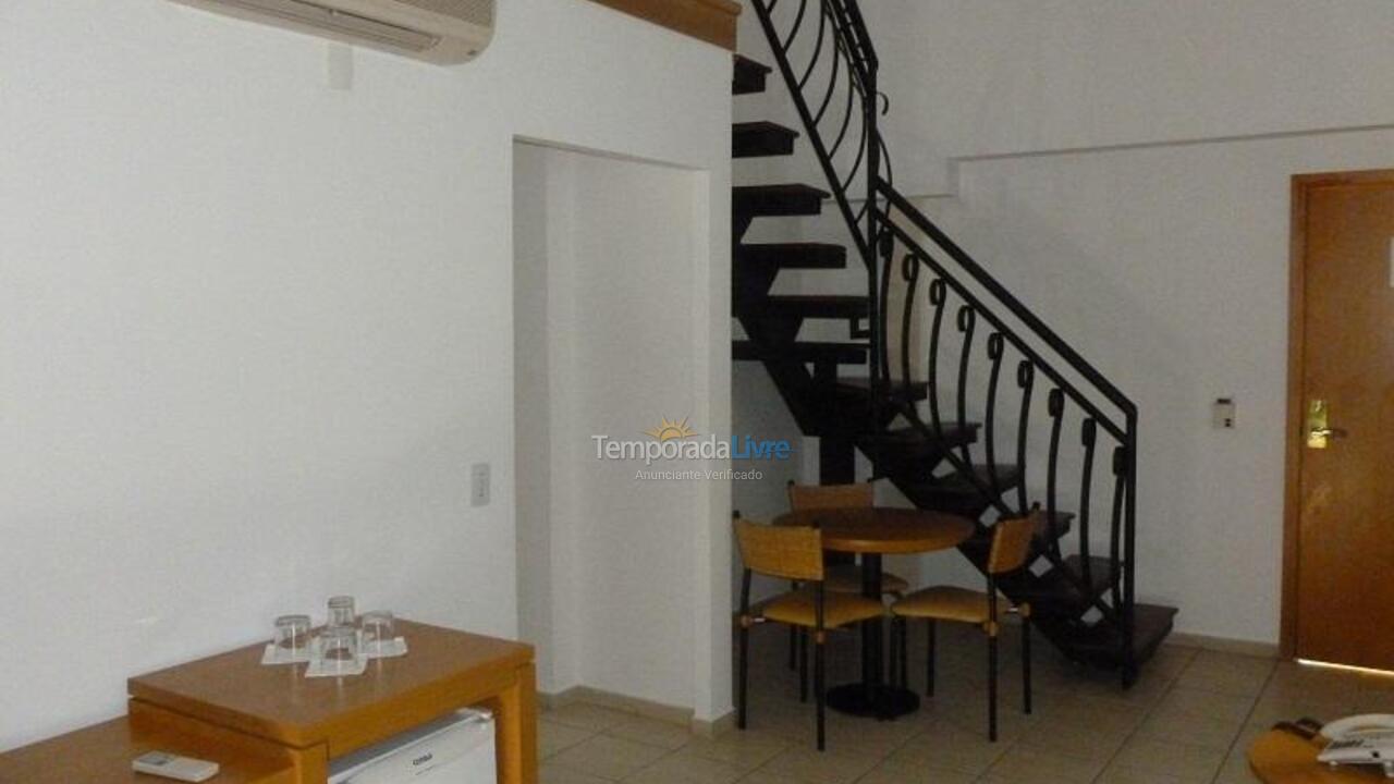 Suíte família - duplex Apartamento para aluguel de temporada em Rio Quente (Esplanada do Rio Quente)
