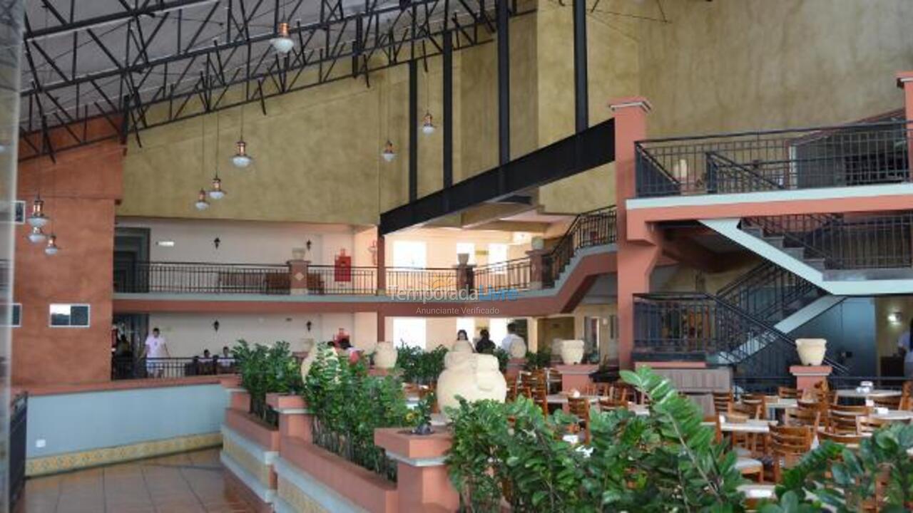 Hotel giardino - tradicional arquitetura italiana Apartamento para aluguel de temporada em Rio Quente (Esplanada do Rio Quente)