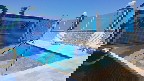 SOBRADO COM PISCINA, HIDRO E PRAINHA PÉ NA AREIA 😂⛱️🏊🏻