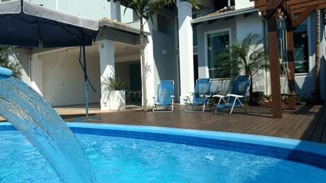 Apartamento = gran precio a 50 metros del mar.