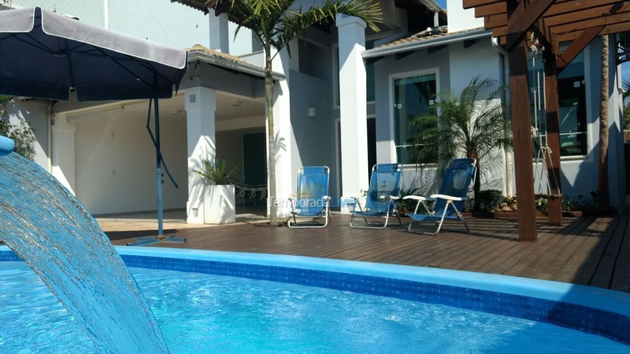 Casa para alquiler de vacaciones em Bombinhas (Mariscal)