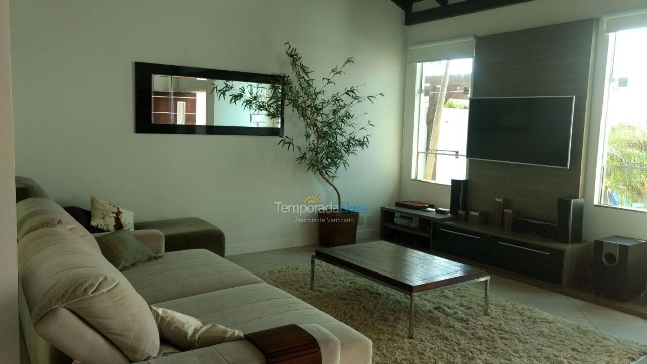 Casa para alquiler de vacaciones em Bombinhas (Mariscal)