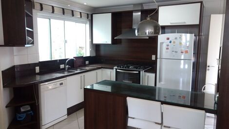 Apartamento = gran precio a 50 metros del mar.