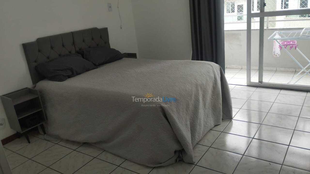 Apartamento para aluguel de temporada em Balneário Camboriú (Praia Central)