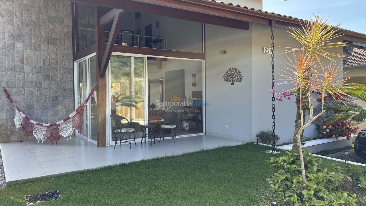 Casa para alquiler de vacaciones em Ubatuba (Horto)