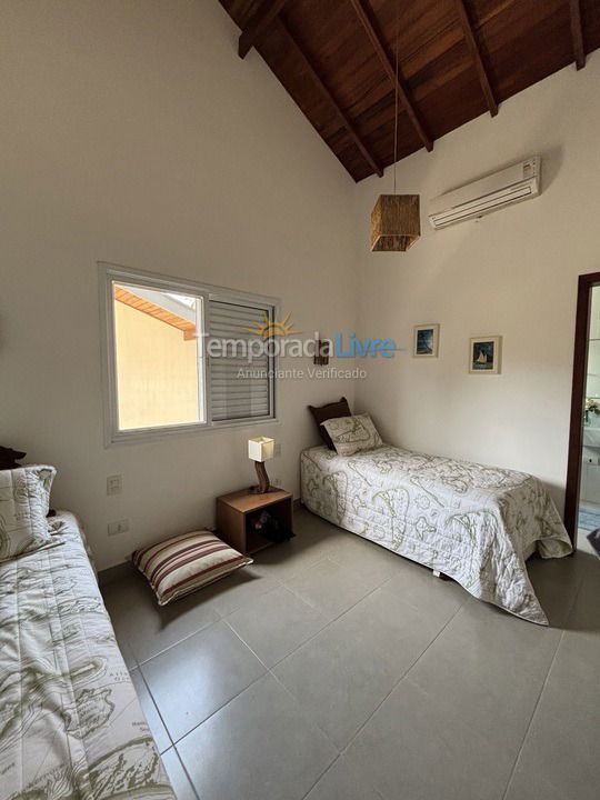 Casa para alquiler de vacaciones em Ubatuba (Horto)