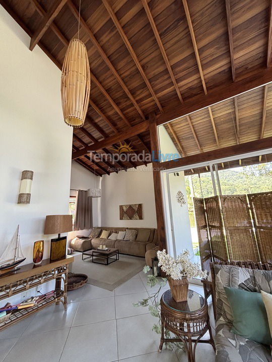 Casa para alquiler de vacaciones em Ubatuba (Horto)