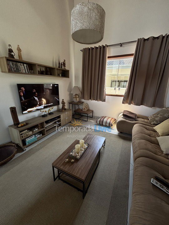 Casa para alquiler de vacaciones em Ubatuba (Horto)