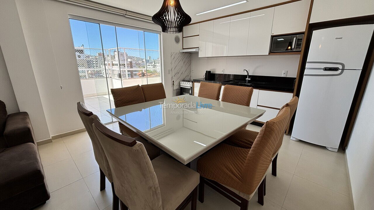 Apartment for vacation rental in Bombinhas (Praia de Bombas)