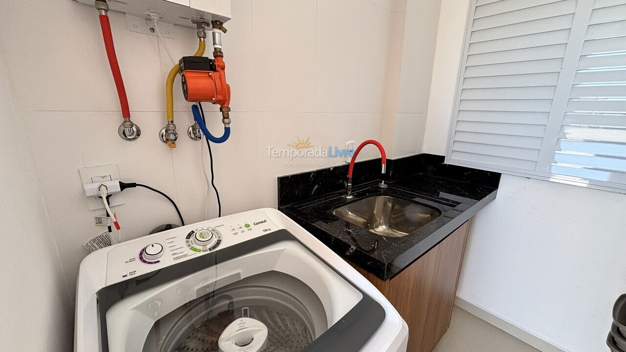 Apartment for vacation rental in Bombinhas (Praia de Bombas)