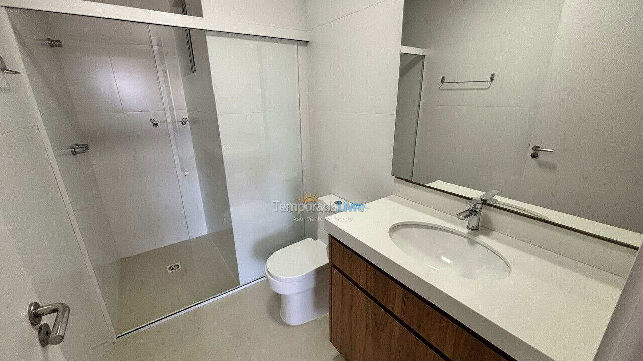 Apartment for vacation rental in Bombinhas (Praia de Bombas)