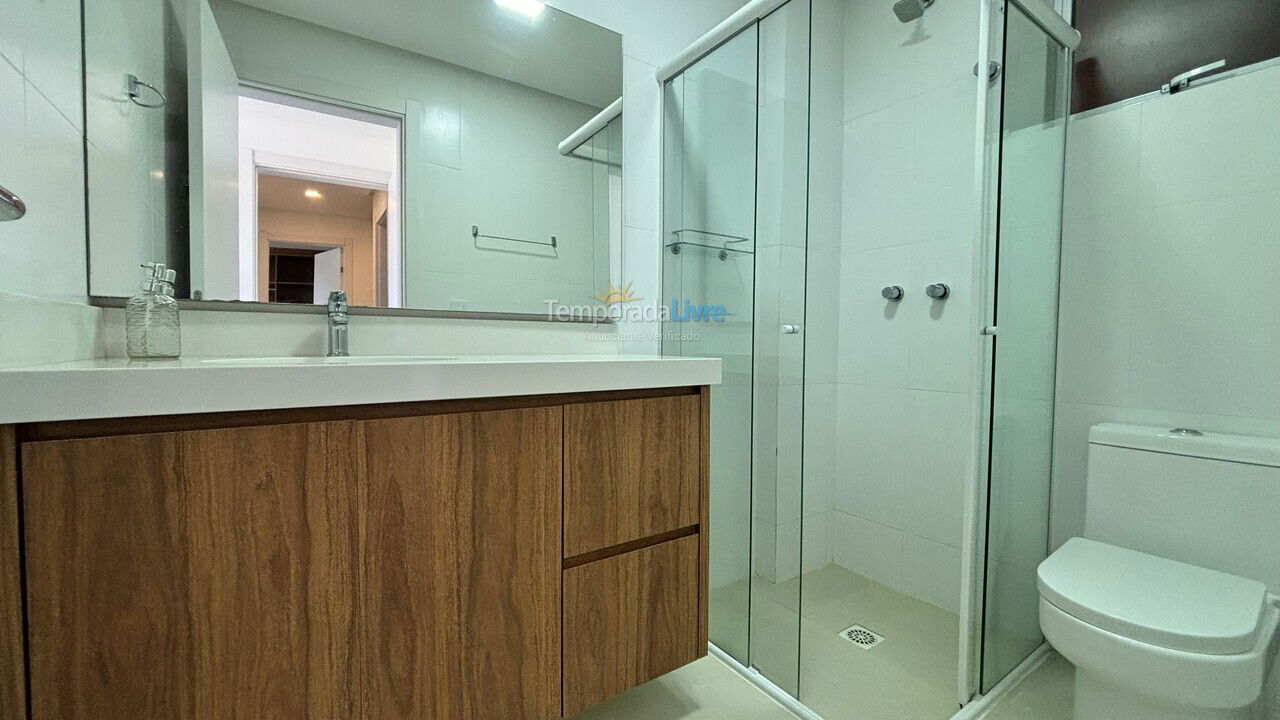 Apartment for vacation rental in Bombinhas (Praia de Bombas)