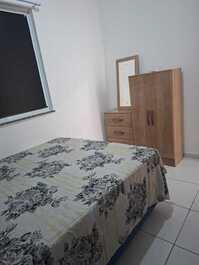 Gran apartamento en Calhau para 4 personas, aire acondicionado en las habitaciones.