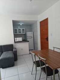 Gran apartamento en Calhau para 4 personas, aire acondicionado en las habitaciones.