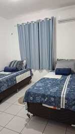 Estupendo apartamento, céntrico para 5 personas en el barrio de Turu.