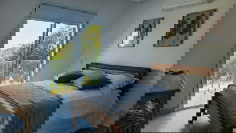 Flat 200m from the beach with sea view